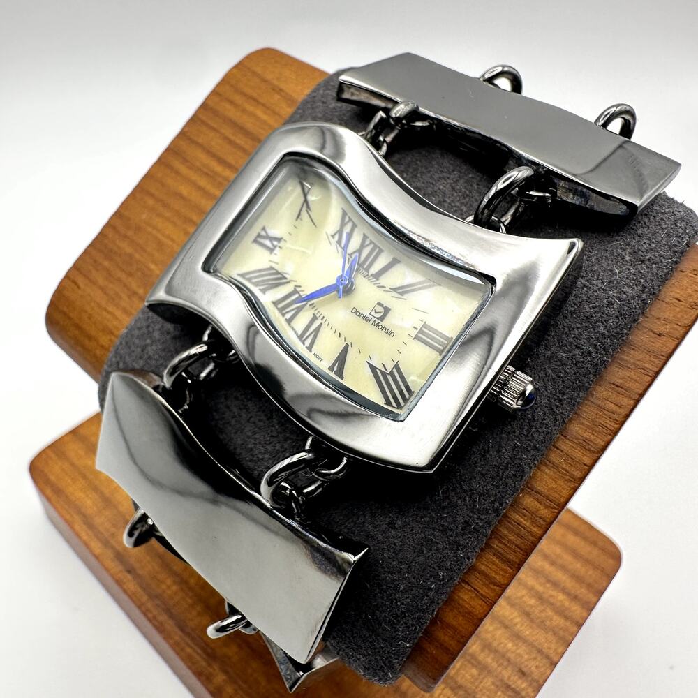 Daniel Mohsin Silver-Tone Wavy Link Bracelet Watch Roman Dial Quartz